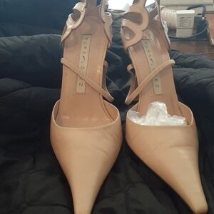 #43❤️ Stunning pre loved Pura Lopez heels